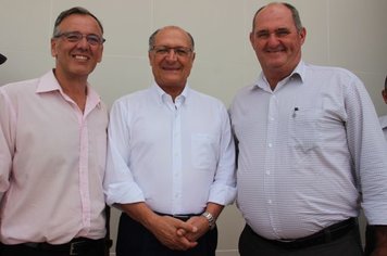Prefeito prestigia a visita do Governador Alckmin na região 