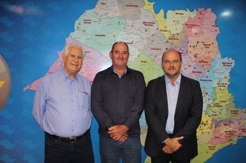 Marcos participa de reunião no DER