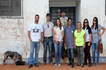 Alunos da faculdade Eduvale visitam o Canil Municipal