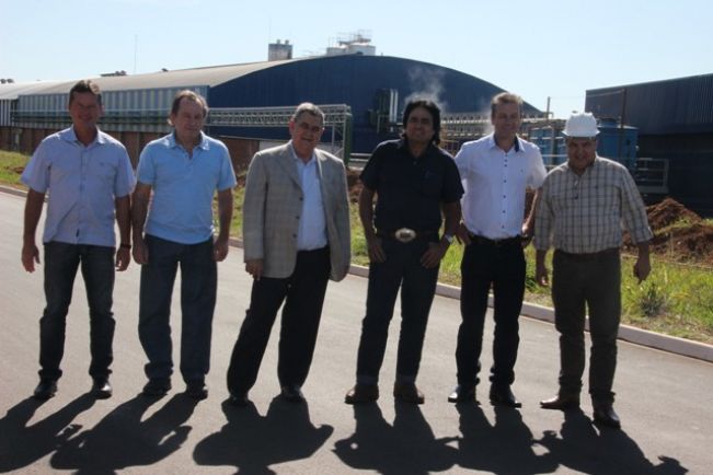  Arnaldo visita obras no Município