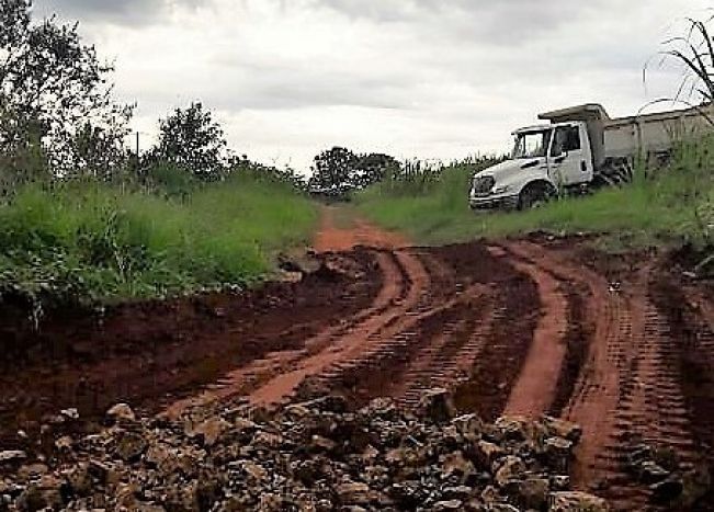 Melhorias nas estradas rurais 