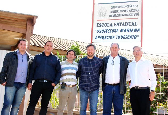 Presidente do FDE, João Cury visita Cerqueira César 