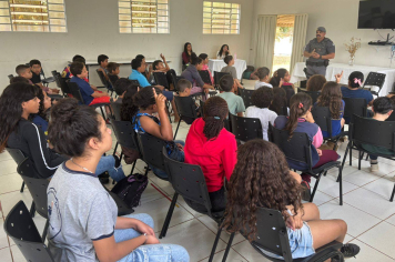 Cabo Freire participa de reunião socioeducativa no CRAS I