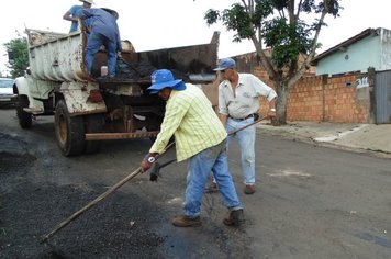 Prefeitura intensifica a Operação Tapa-Buracos 