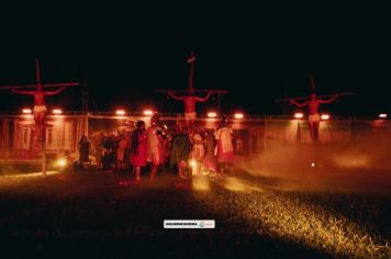 Encenação da Paixão de Cristo reuniu grande público em Cerqueira César  