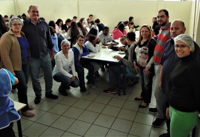 Prefeito fiscaliza a qualidade da merenda escolar 