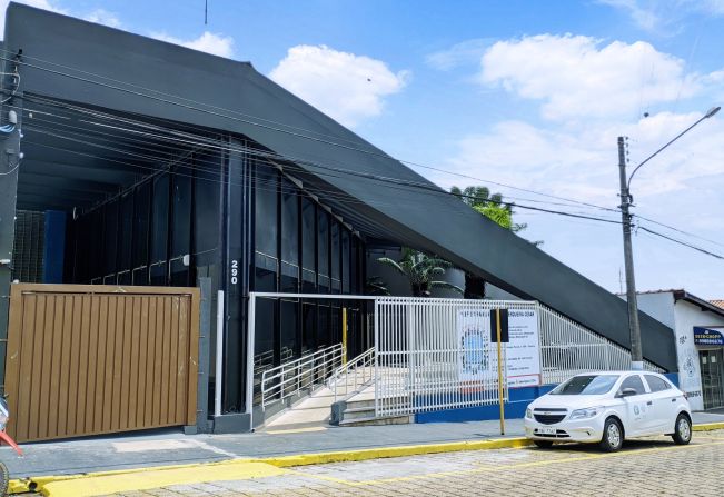 Prefeitura Municipal funciona em novas instalações 