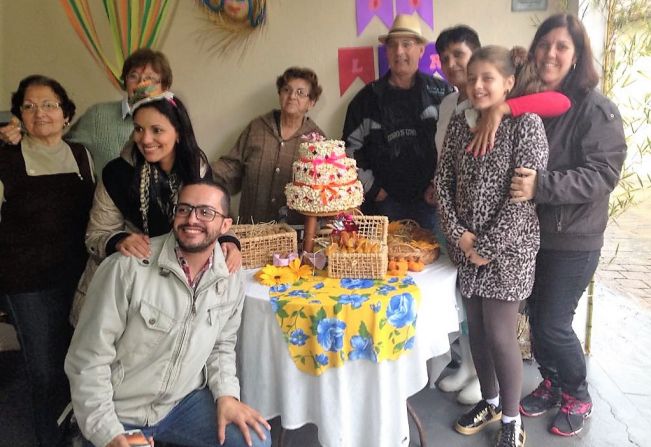 CRAS II realiza Festa Junina no N.S. de Fátima 