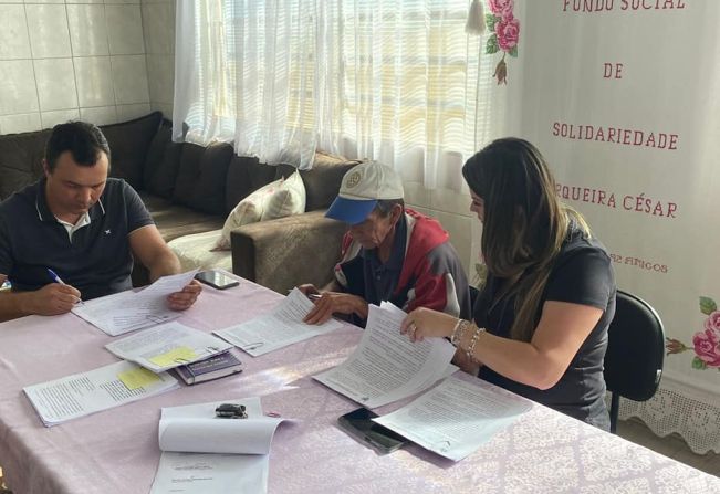 Prefeito assina termo de fomento para repasses às entidades assistenciais 